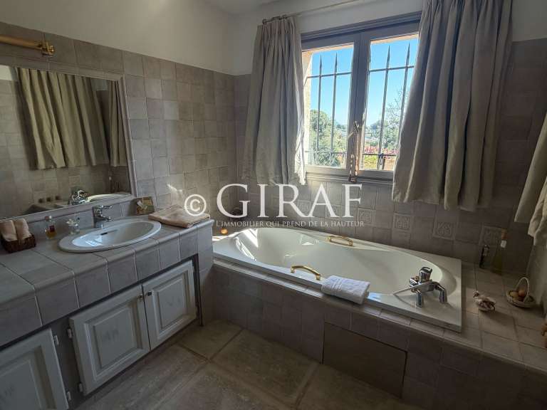Villa Saint-Paul - 6 chambres - 490m²