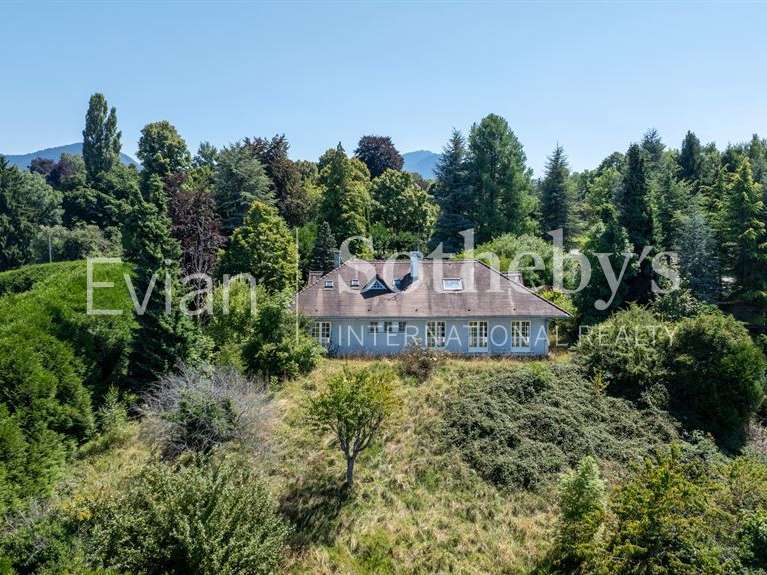 Maison Saint-Paul-en-Chablais - 4 chambres - 230m²