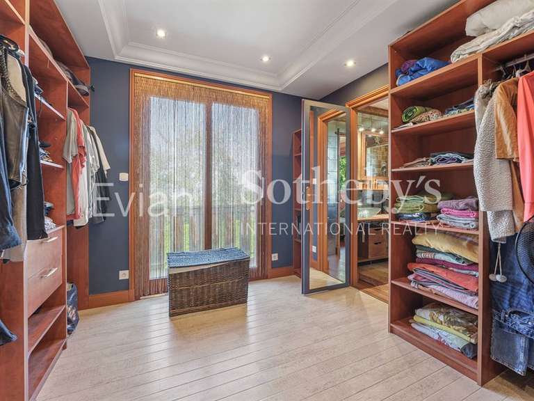 Maison Saint-Paul-en-Chablais - 4 chambres - 306m²