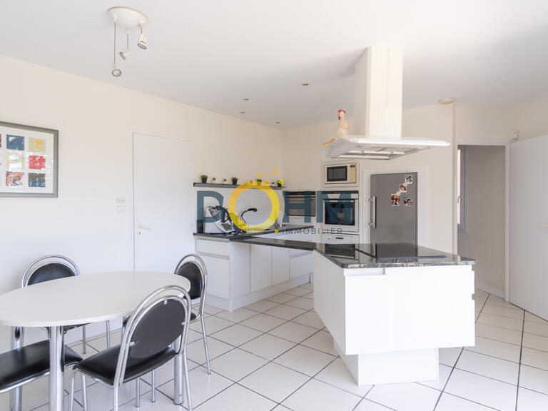 Maison Saint-Paul-en-Cornillon - 5 chambres - 221m²