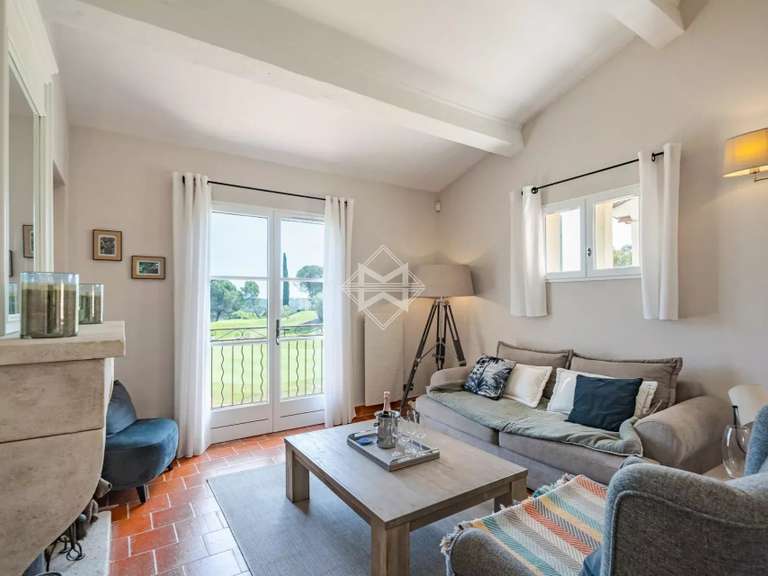Appartement Saint-Paul-en-Forêt - 110m²