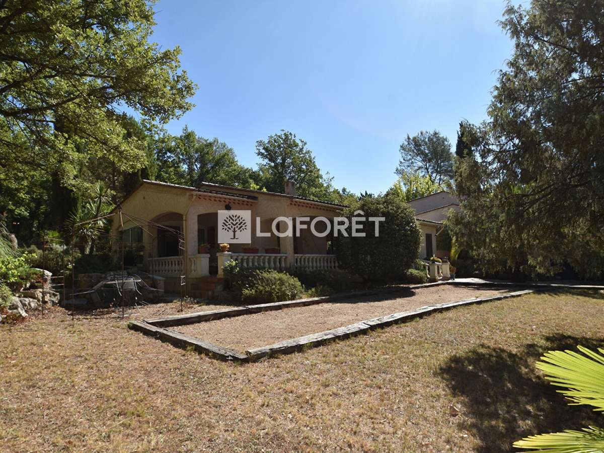 House Saint-Paul-en-Forêt