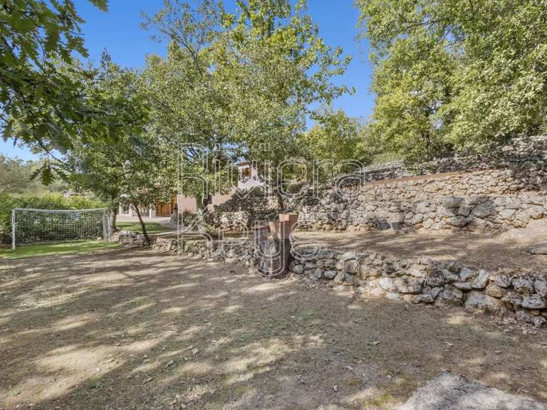 House Saint-Paul-en-Forêt - 261m²