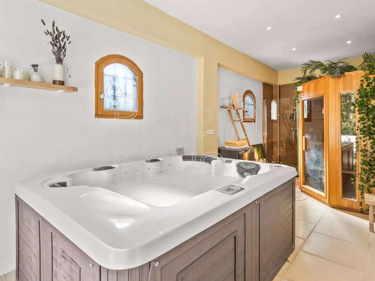 House Saint-Paul-en-Forêt