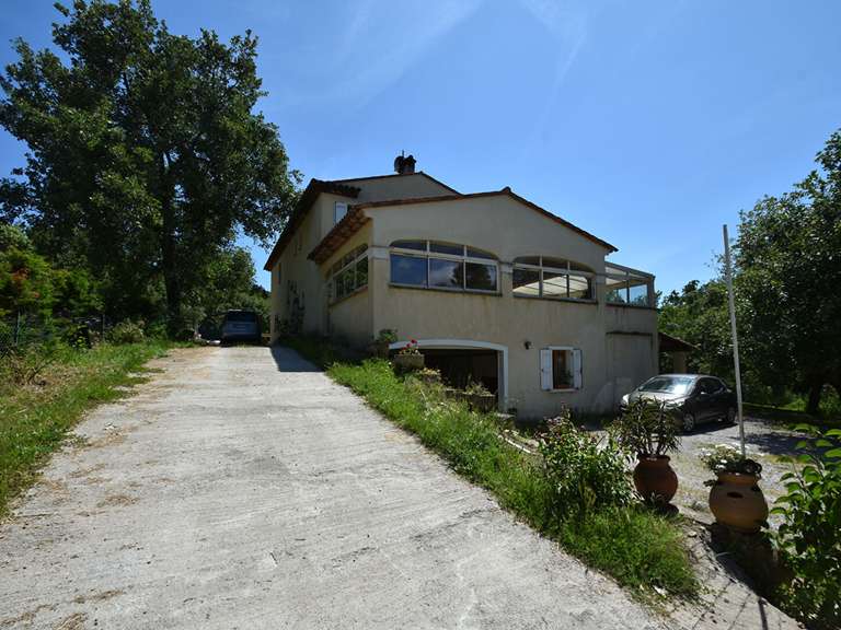 Maison Saint-Paul-en-Forêt - 6 chambres - 210m²