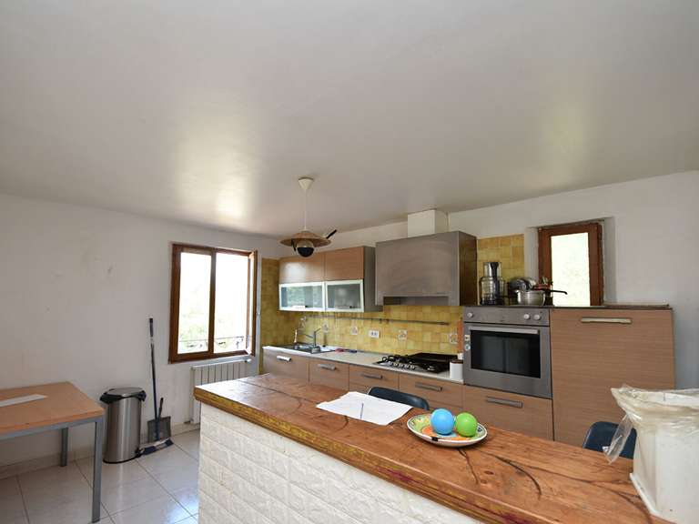 Maison Saint-Paul-en-Forêt - 6 chambres - 210m²