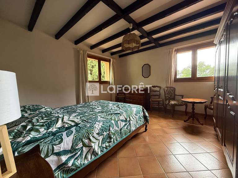 Maison Saint-Paul-en-Forêt - 6 chambres - 230m²