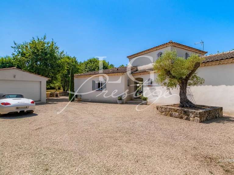 Maison Saint-Paul-en-Forêt - 5 chambres - 200m²