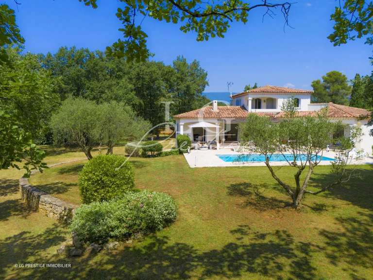 Maison Saint-Paul-en-Forêt - 5 chambres - 200m²