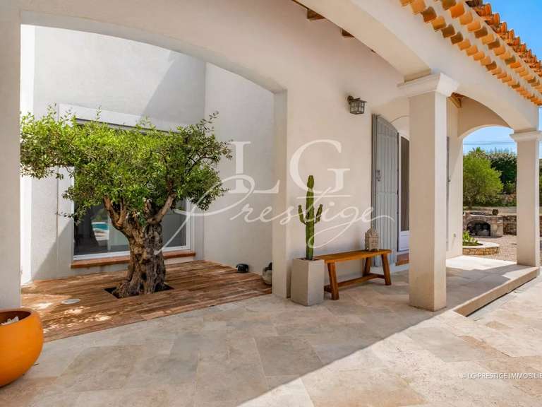 Maison Saint-Paul-en-Forêt - 5 chambres - 200m²