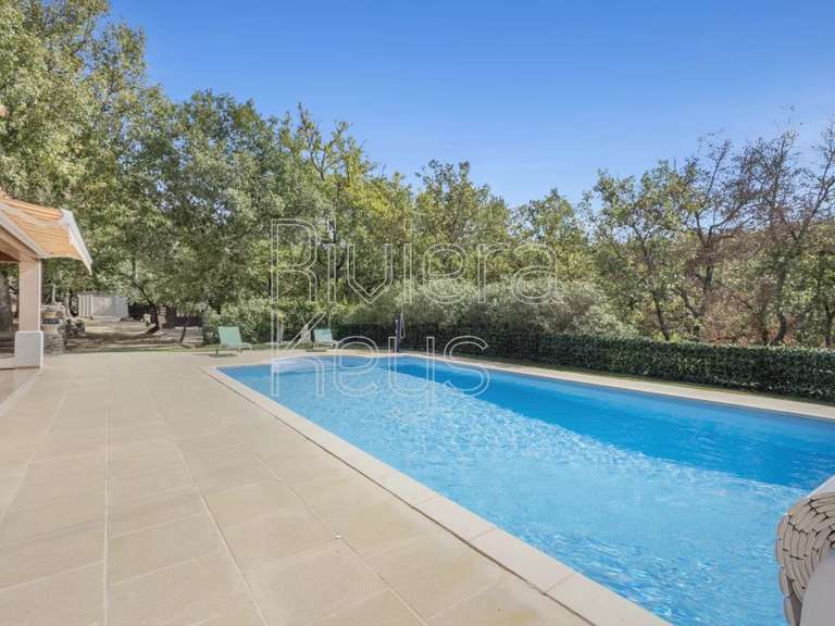 Maison Saint-Paul-en-Forêt - 261m²