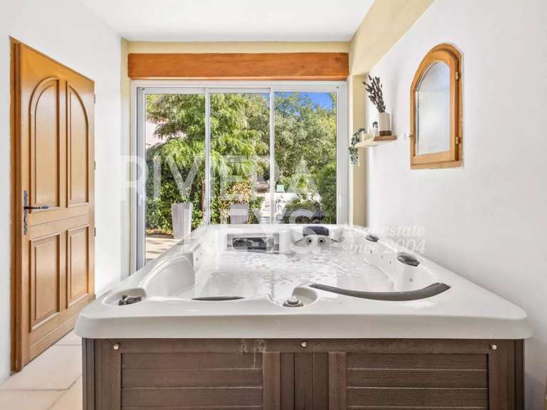 Maison Saint-Paul-en-Forêt - 261m²