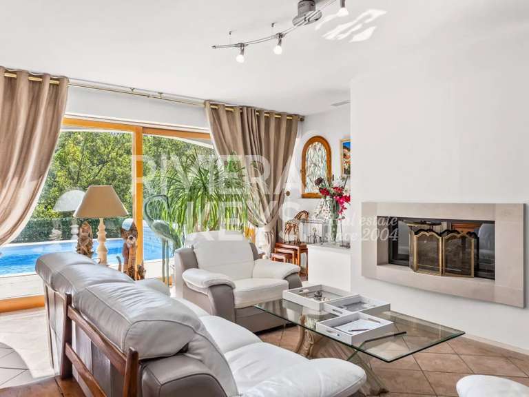 Maison Saint-Paul-en-Forêt - 261m²