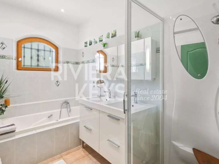 Maison Saint-Paul-en-Forêt - 261m²