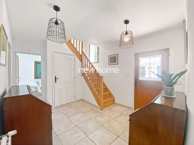 Maison Saint-Paul-en-Forêt - 4 chambres - 190m²