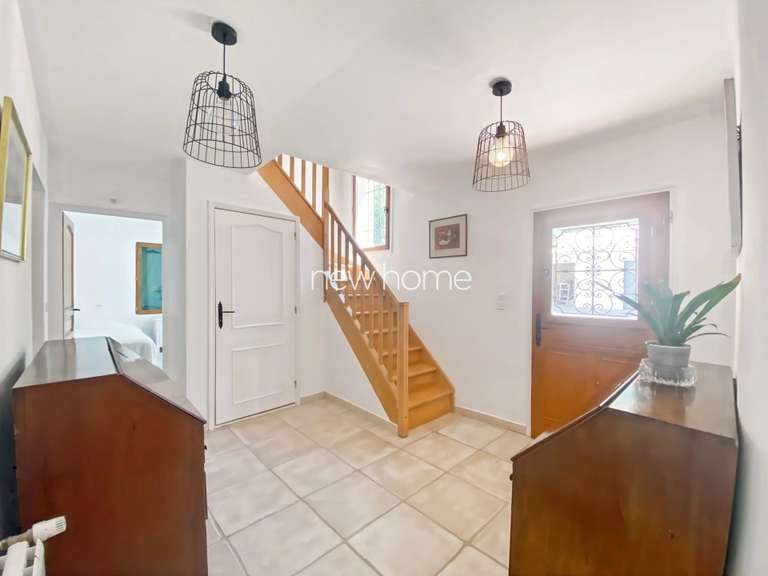 Maison Saint-Paul-en-Forêt - 4 chambres - 190m²