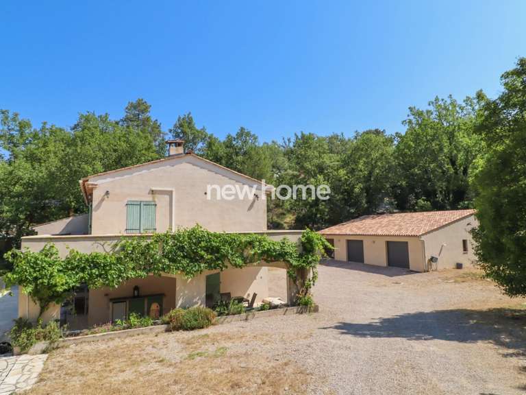 Maison Saint-Paul-en-Forêt - 4 chambres - 190m²