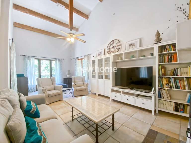 Maison Saint-Paul-en-Forêt - 4 chambres - 190m²