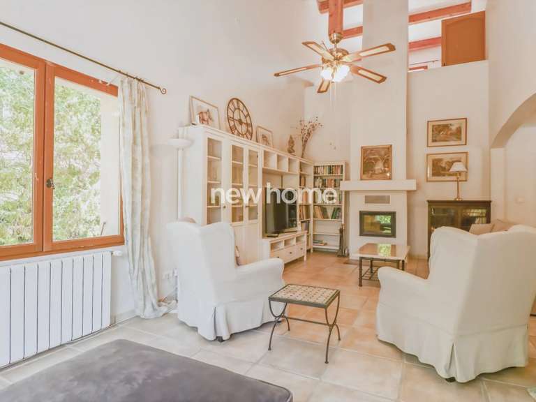 Maison Saint-Paul-en-Forêt - 4 chambres - 190m²