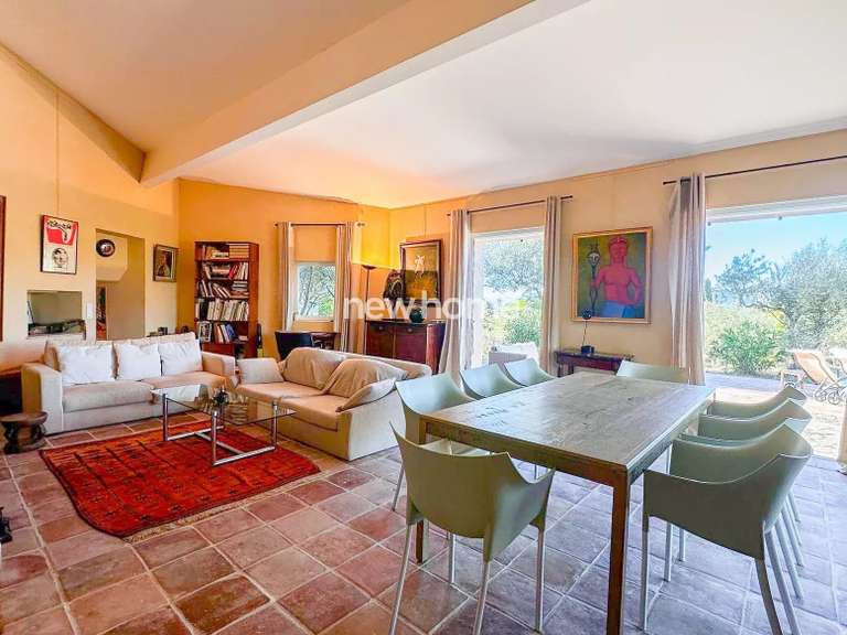 Maison Saint-Paul-en-Forêt - 2 chambres - 152m²