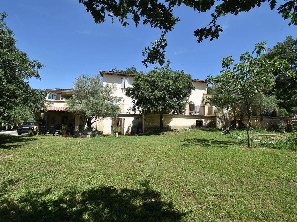 House Saint-Paul-en-Forêt