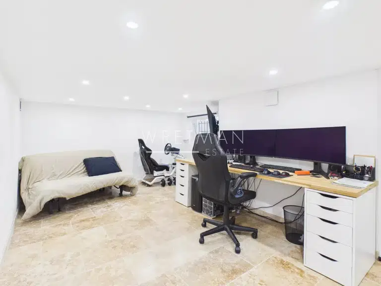 Maison Saint-Paul-en-Forêt - 3 chambres - 250m²