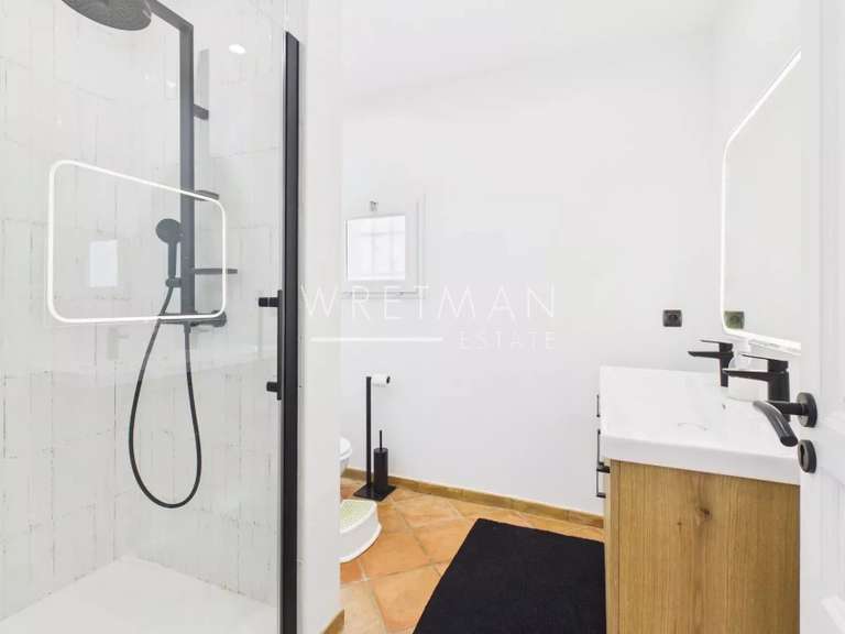 Maison Saint-Paul-en-Forêt - 3 chambres - 250m²