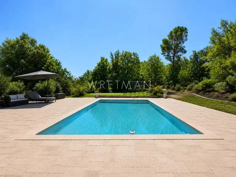 Maison Saint-Paul-en-Forêt - 3 chambres - 250m²