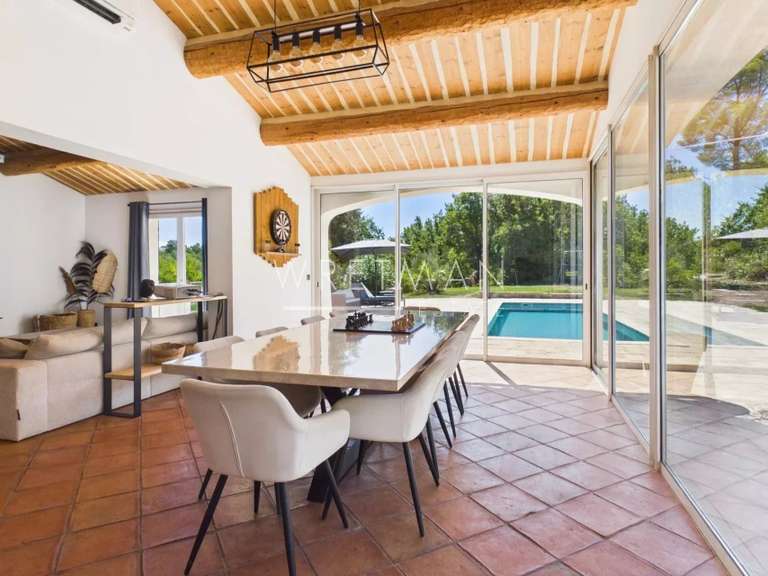 Maison Saint-Paul-en-Forêt - 3 chambres - 250m²