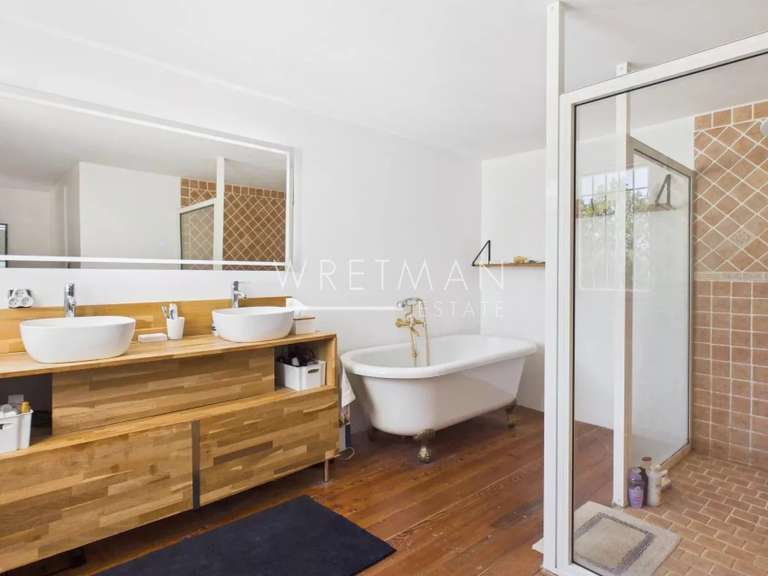 Maison Saint-Paul-en-Forêt - 3 chambres - 250m²