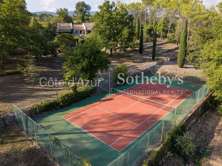 House Saint-Paul-en-Forêt - 5 bedrooms - 200m²