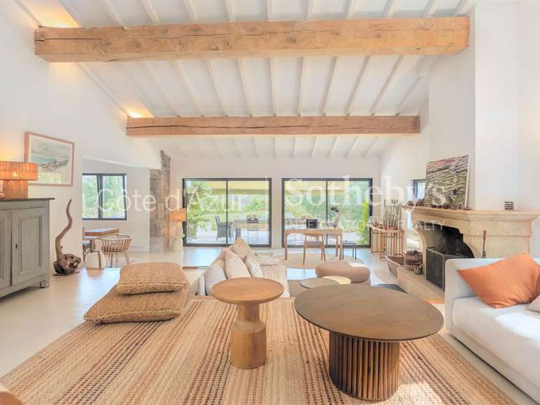 House Saint-Paul-en-Forêt - 5 bedrooms - 200m²