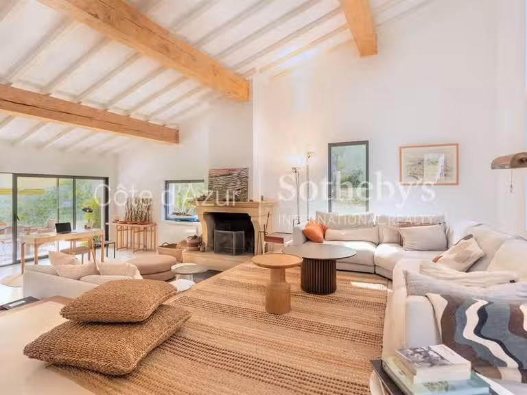 House Saint-Paul-en-Forêt - 5 bedrooms - 200m²