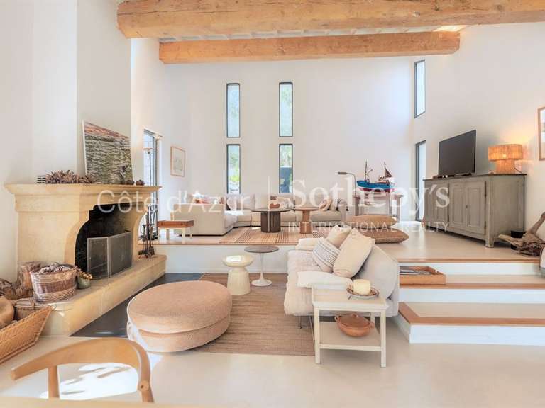 House Saint-Paul-en-Forêt - 5 bedrooms - 200m²
