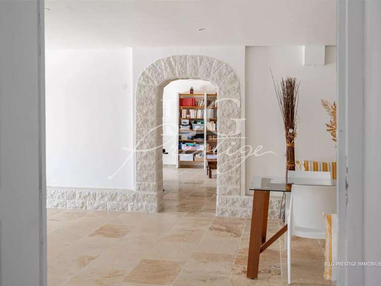 Villa Saint-Paul-en-Forêt - 5 chambres - 257m²