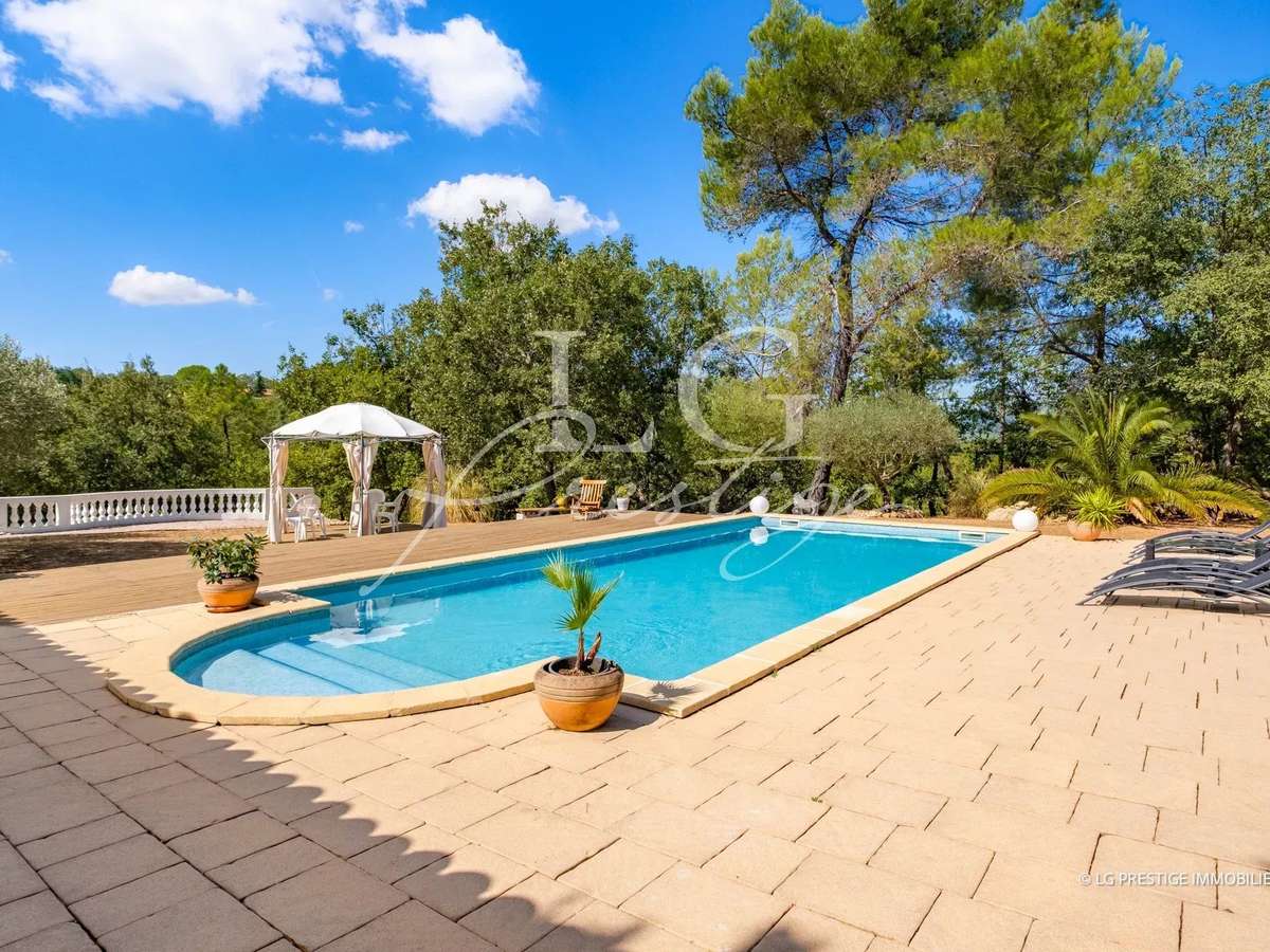 Villa Saint-Paul-en-Forêt