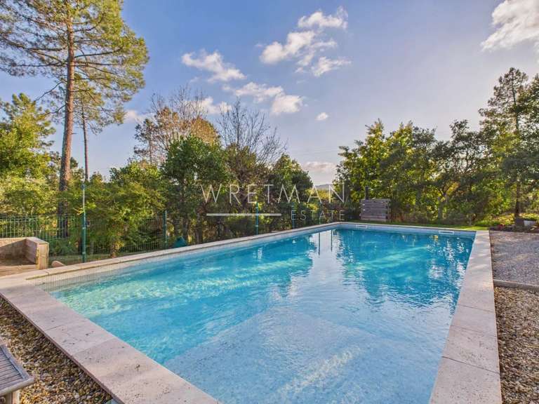 Villa Saint-Paul-en-Forêt - 5 chambres - 250m²