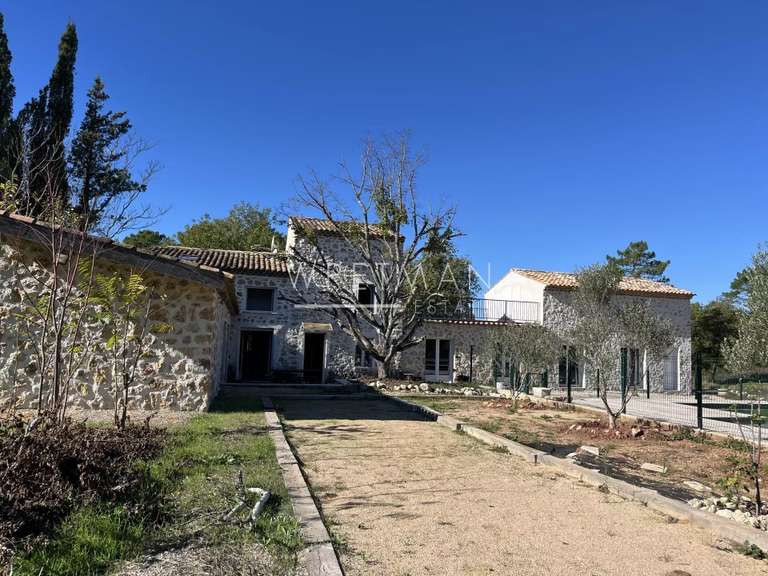 Villa Saint-Paul-en-Forêt - 6 chambres - 400m²