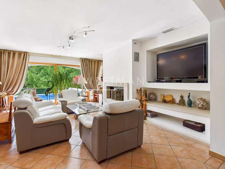 Villa Saint-Paul-en-Forêt - 7 chambres - 266m²