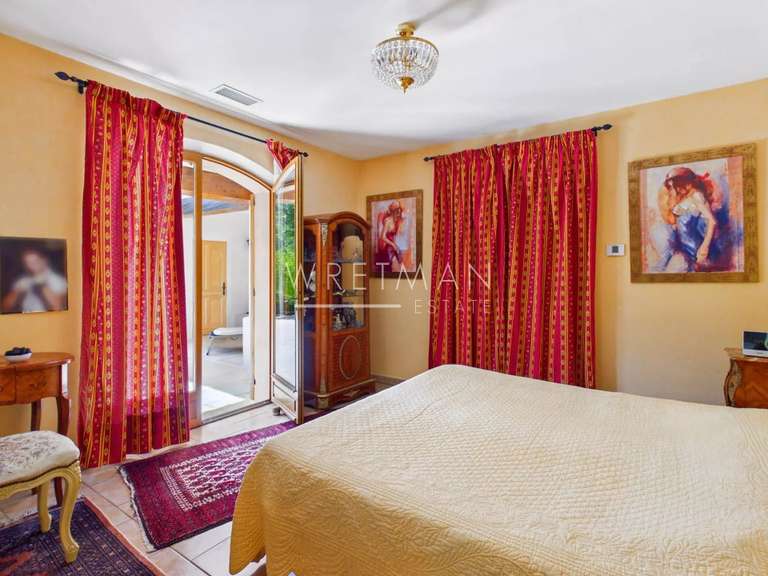 Villa Saint-Paul-en-Forêt - 7 chambres - 266m²