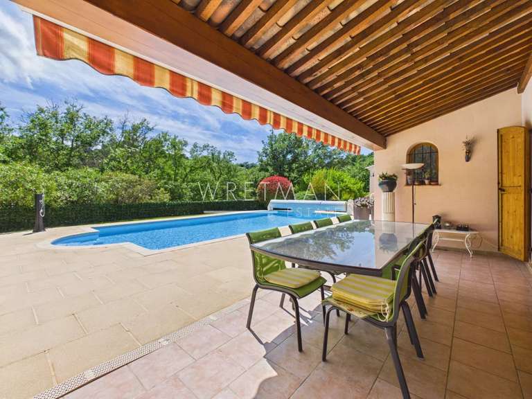 Villa Saint-Paul-en-Forêt - 7 chambres - 266m²
