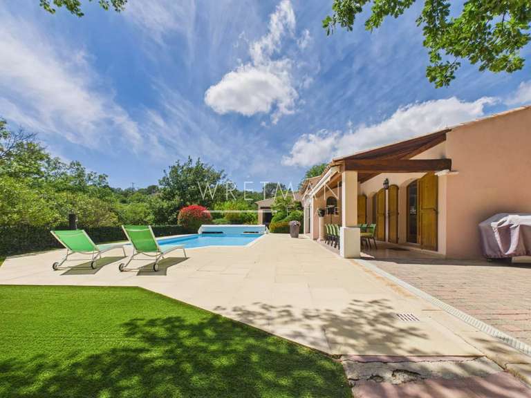 Villa Saint-Paul-en-Forêt - 7 chambres - 266m²