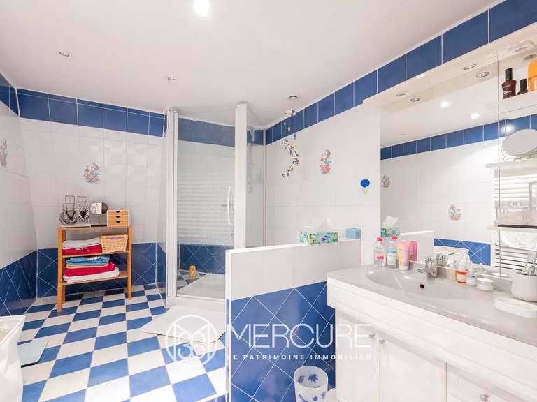 Maison Saint-Paul-en-Jarez - 7 chambres - 400m²