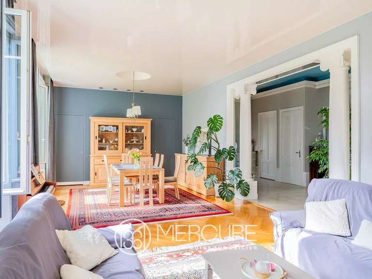 Maison Saint-Paul-en-Jarez - 7 chambres - 400m²