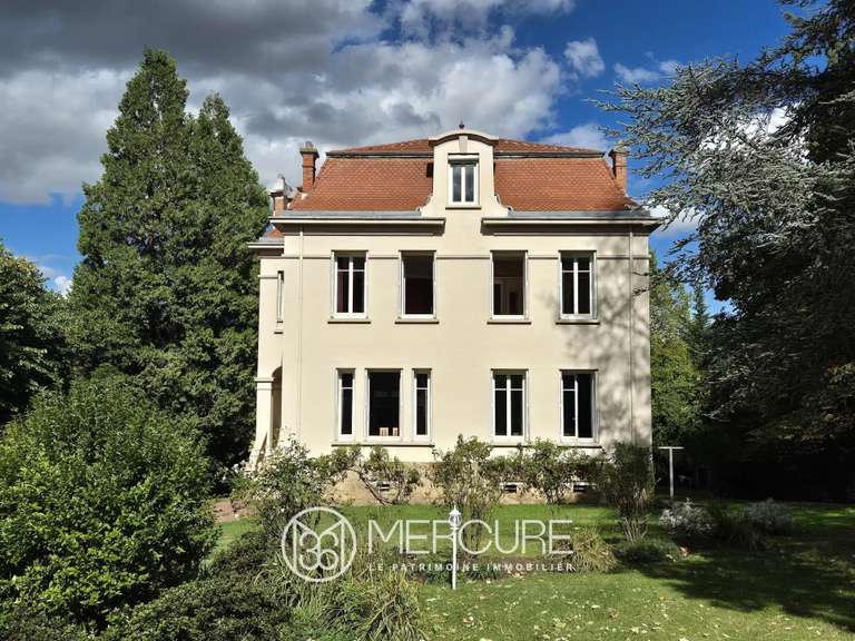 Maison Saint-Paul-en-Jarez - 7 chambres - 400m²