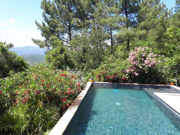 House Saint-Paul-le-Jeune - 155m²