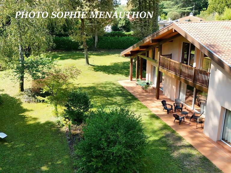 Maison Saint-Paul-lès-Dax - 6 chambres - 212m²