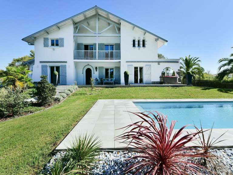 Maison Saint-Paul-lès-Dax - 8 chambres - 370m²