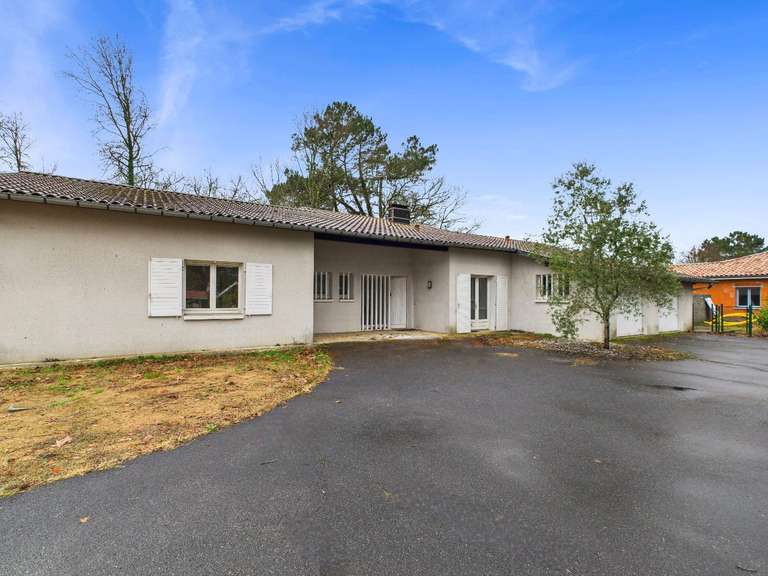 Maison Saint-Paul-lès-Dax - 3 chambres - 180m²