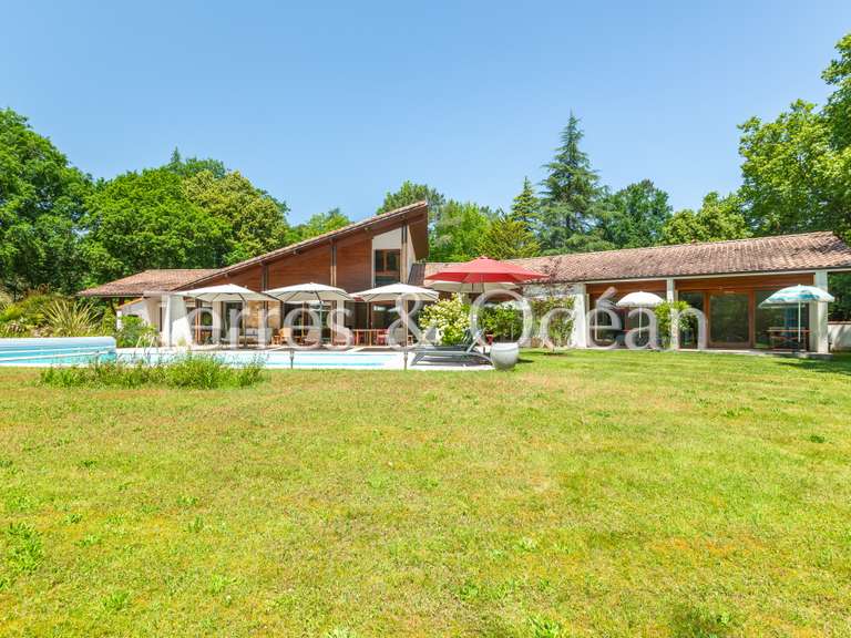 Maison Saint-Paul-lès-Dax - 6 chambres - 350m²
